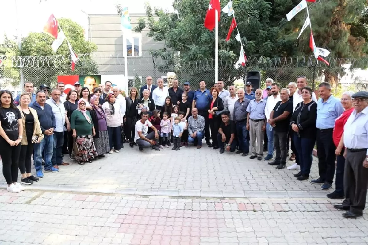 Mezitli'ye yeni Atatürk büstü