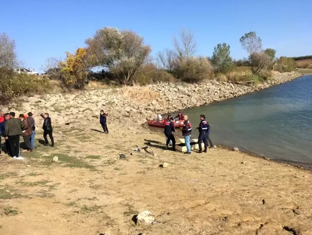 O öğretmenin cesedine ulaşıldı O öğretmenin cesedine ulaşıldı