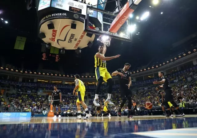 Potada derbi Fenerbahçe Beko'nun Potada derbi Fenerbahçe Beko'nun