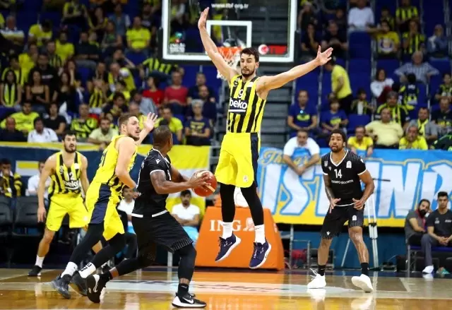 Potada derbi Fenerbahçe Beko'nun Potada derbi Fenerbahçe Beko'nun