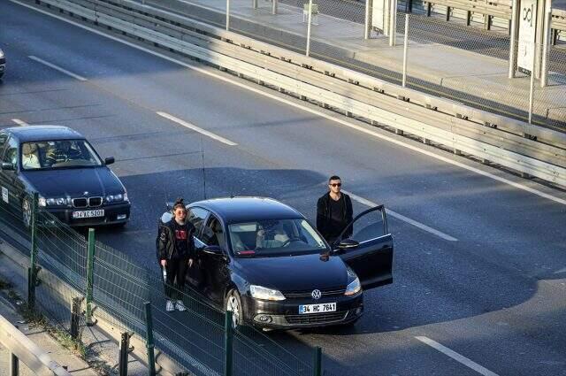 Saat 9'u 5 geçe Türkiye'de hayat 2 dakikalığına durdu