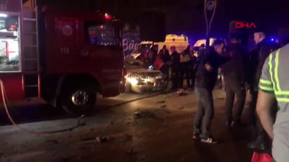 Sakarya adapazarı'nda kazada aile yok oldu 3 ölü, 7 yaralı