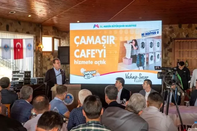 Seçer, Toroslar'daki mahalle muhtarlarıyla bir araya geldi Seçer, Toroslar'daki mahalle muhtarlarıyla bir araya geldi