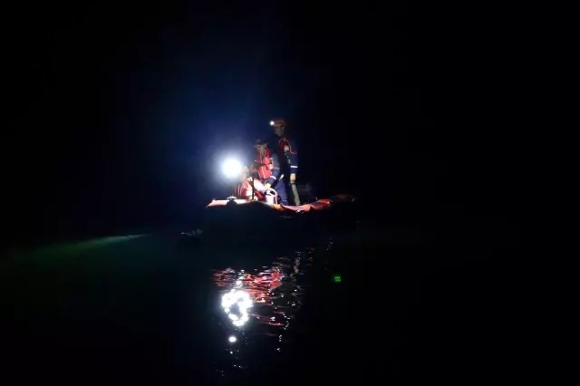 Tekirdağ'da balık tutarken gölete düşen öğretmen kayboldu Tekirdağ'da balık tutarken gölete düşen öğretmen kayboldu