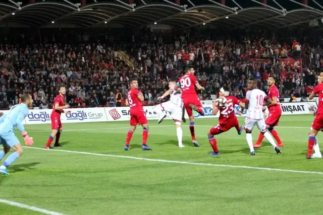 TFF 1. Lig: Balıkesirspor: 0 Altınordu: 0 TFF 1. Lig: Balıkesirspor: 0 Altınordu: 0