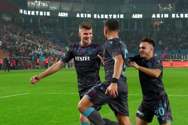 Trabzonspor, Alanyaspor'u 1-0 mağlup etti!