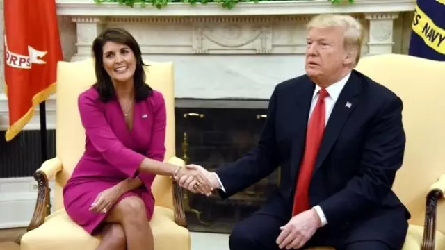 ABD'nin eski BM Büyükelçisi Haley, yardımcılarından ABD'nin eski BM Büyükelçisi Haley, yardımcılarından