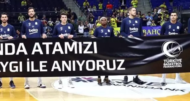 Atatürk pankartını tutmayan Sloukas'tan savunma istenecek