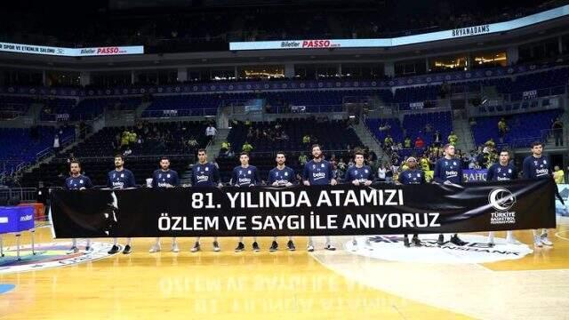 Atatürk pankartını tutmayan Sloukas'tan savunma istenecek