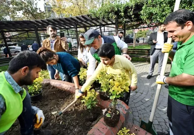 Beyoğlu'ndan 'Geleceğe Nefes' kampanyasına tam destek Beyoğlu'ndan 'Geleceğe Nefes' kampanyasına tam destek