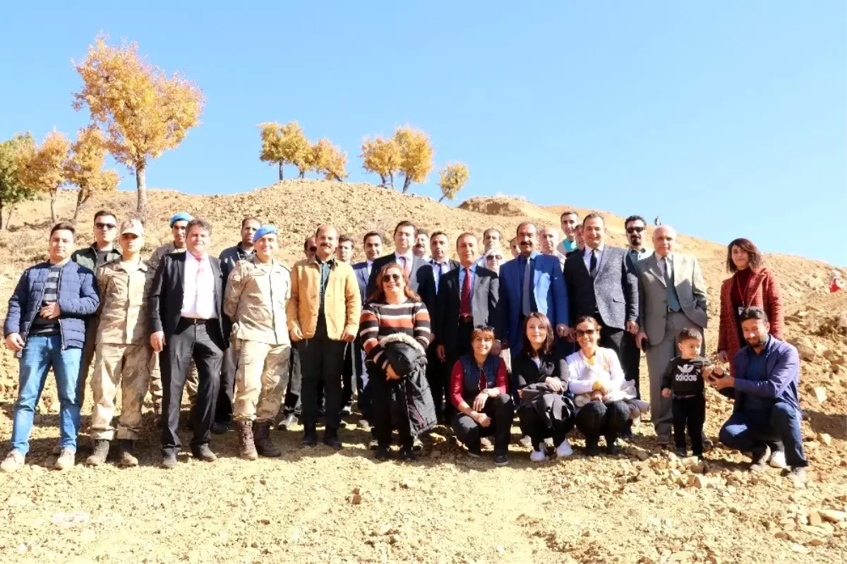 Hizan'da fidan dikimi