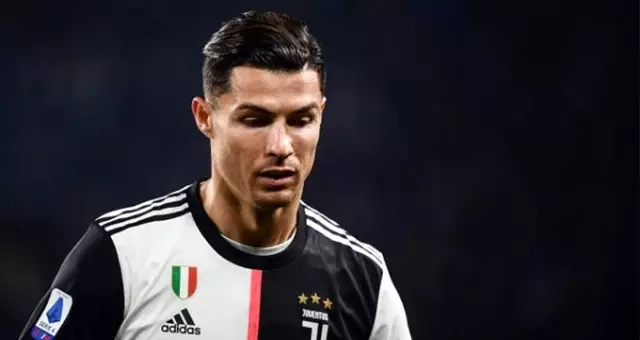İtalya'da gündem Ronaldo'nun stadı terk etmesi! İtalya'da gündem Ronaldo'nun stadı terk etmesi!