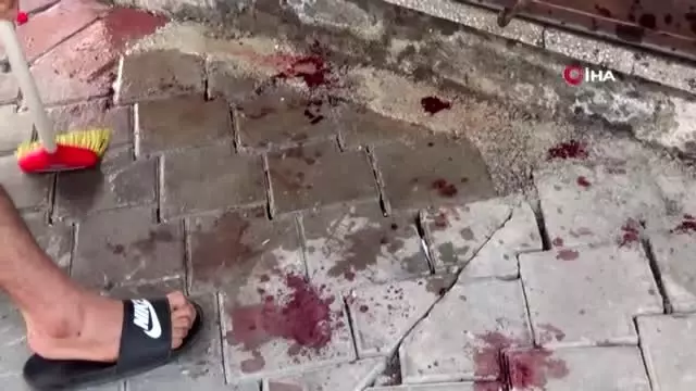 Karısının boğazını keserek öldüren koca hakim karşısına çıktı: Eşimi öldürdükten sonra oturup sigara yaktım Karısının boğazını keserek öldüren koca hakim karşısına çıktı: Eşimi öldürdükten sonra oturup sigara yaktım