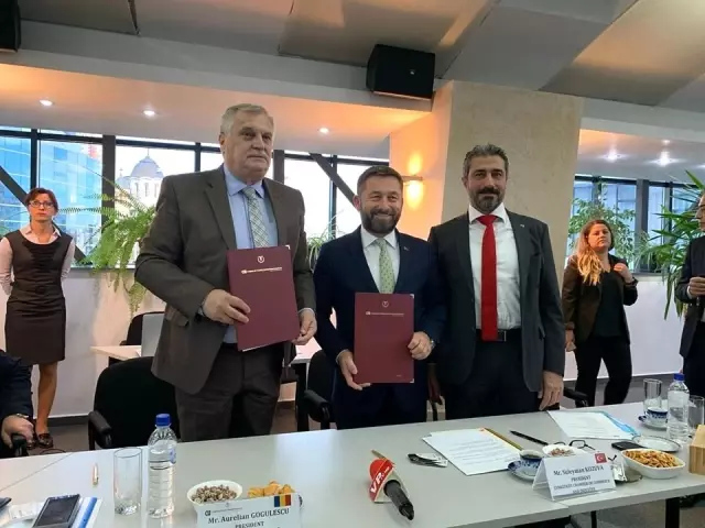 Kozuva: 'Türk-Romen işbirliğinin gücüne inanıyoruz' Kozuva: 'Türk-Romen işbirliğinin gücüne inanıyoruz'