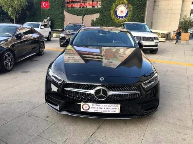 Lüks oto galerilerine operasyon! Milyonluk araçlar, emniyetin bahçesine getirildi