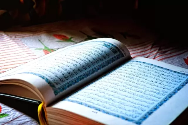 nas suresi okunusu nasildir nas suresi arapca okunusu nas suresi ve turkce anlami nedir