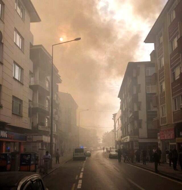 Sakarya'da pasajda çıkan yangın paniğe neden oldu