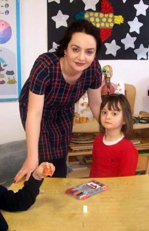 Savci Ve Esinin Yaralandigi Kazada Olen Kizlari Zehra Topraga Verildi Giresun