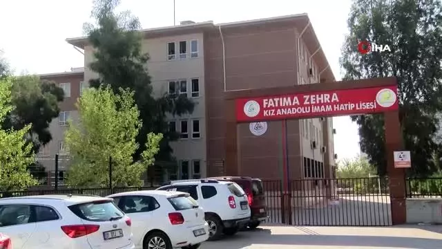 Sınıfta bayılan kız öğrenci, hastanede hayatını kaybetti Sınıfta bayılan kız öğrenci, hastanede hayatını kaybetti