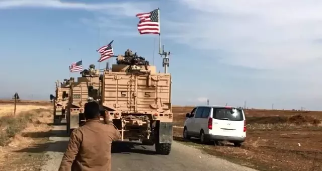 Teröristleri Güvenli Bölge'den çıkaracaklarını taahhüt eden ABD, teröristlerle devriye geziyor
