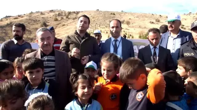 '11 Milyon Ağaç; Bugün Fidan, Yarın Nefes' programı '11 Milyon Ağaç; Bugün Fidan, Yarın Nefes' programı
