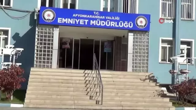 4 ev, 3 otomobili soydular...Hırsızlık şebekesi çökertildi