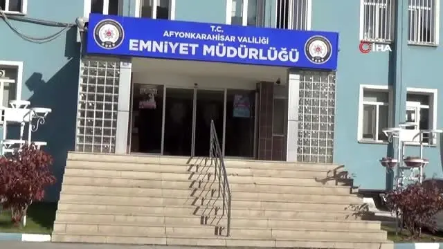 4 ev, 3 otomobili soydular...Hırsızlık şebekesi çökertildi 4 ev, 3 otomobili soydular...Hırsızlık şebekesi çökertildi