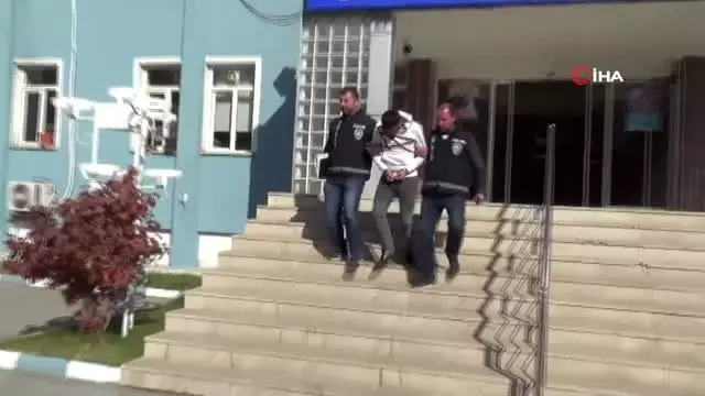 4 ev, 3 otomobili soydular...Hırsızlık şebekesi çökertildi 4 ev, 3 otomobili soydular...Hırsızlık şebekesi çökertildi