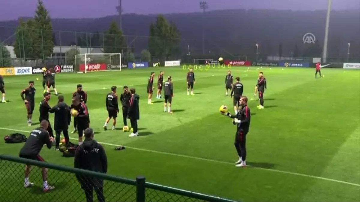 A Milli Futbol Takımı, İzlanda maçı hazırlıklarını sürdürdü