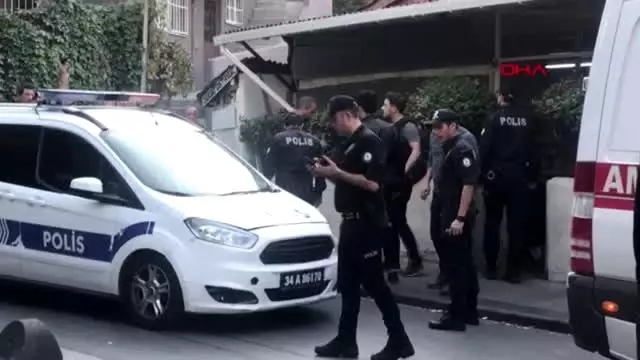 Beyoğlu'nda kahvehaneciye silahlı saldırı Beyoğlu'nda kahvehaneciye silahlı saldırı
