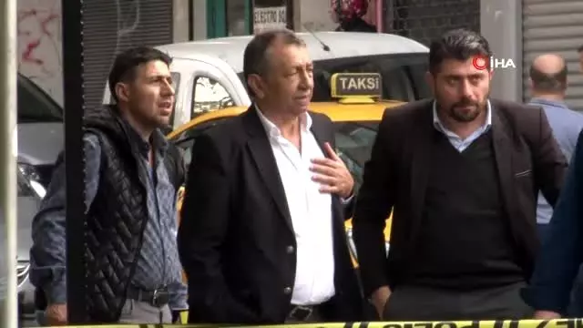 Beyoğlu'nda kahvehaneye silahlı saldırı: 1 yaralı Beyoğlu'nda kahvehaneye silahlı saldırı: 1 yaralı