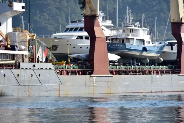 Deniz sezonu kapandı bakımları Marmaris'te yapılan yatlar ülkelerine dönmeye başladı Deniz sezonu kapandı bakımları Marmaris'te yapılan yatlar ülkelerine dönmeye başladı