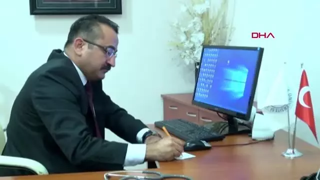 Denizli solunum güçlüğü çeken genç kadının akciğerinden karanfil çıktı Denizli solunum güçlüğü çeken genç kadının akciğerinden karanfil çıktı