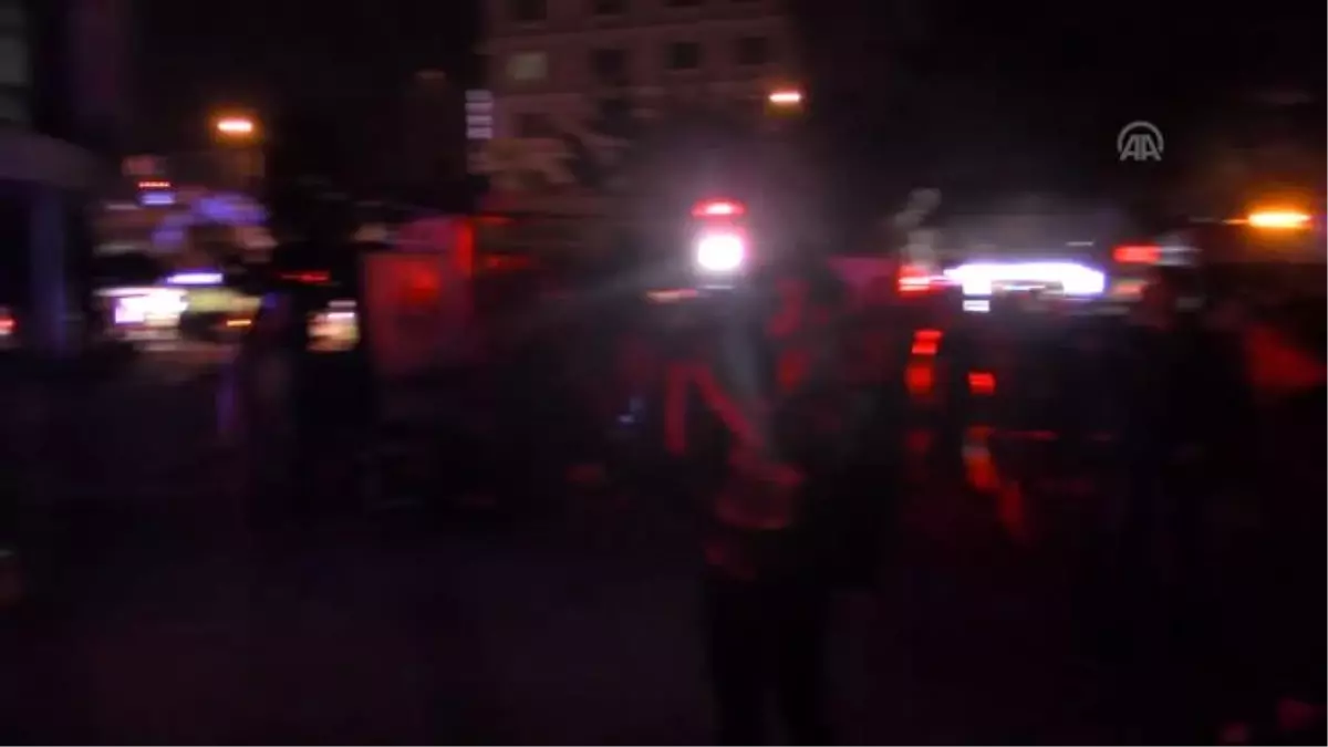 Depremde hayatını kaybedenler için saygı duruşu - DÜZCE