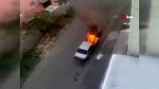 Elektrik kontağından çıkan yangın arabayı kül etti Elektrik kontağından çıkan yangın arabayı kül etti