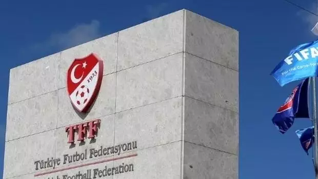 Galatasaray, Fenerbahçe ve Trabzonspor PFDK'ya sevk edildi Galatasaray, Fenerbahçe ve Trabzonspor PFDK'ya sevk edildi