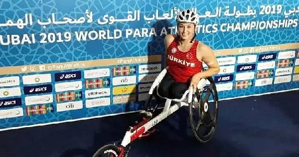 Hamide Doğangün, iki ayrı kategoride 2020 Tokyo vizesi aldı Hamide Doğangün, iki ayrı kategoride 2020 Tokyo vizesi aldı