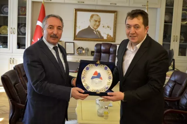 İHA Erzurum Bölge Müdürü Türkez, Ağrı'da Çeşitli Ziyaretlerde Bulundu İHA Erzurum Bölge Müdürü Türkez, Ağrı'da Çeşitli Ziyaretlerde Bulundu