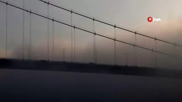 İstanbul Boğazı'nda sis