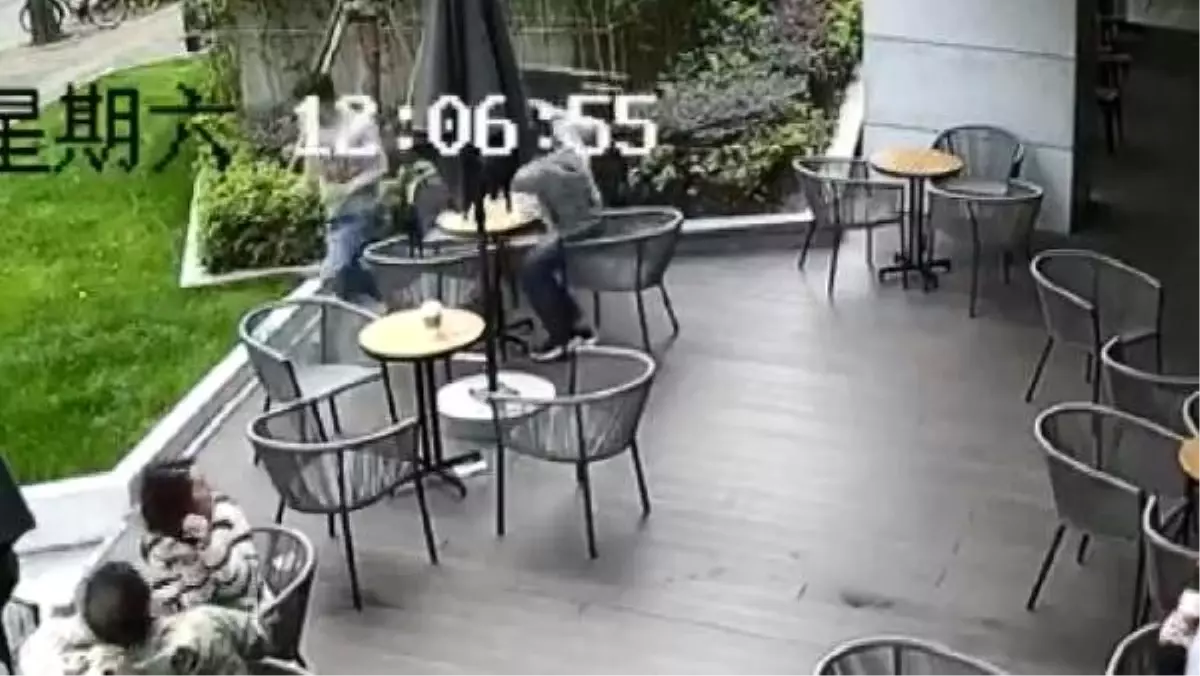 Kahve içerken ölümden döndüler