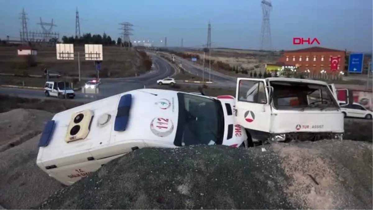 Karabük ambulans taşıyan çekici hafriyat sahasına daldı 1 yaralı