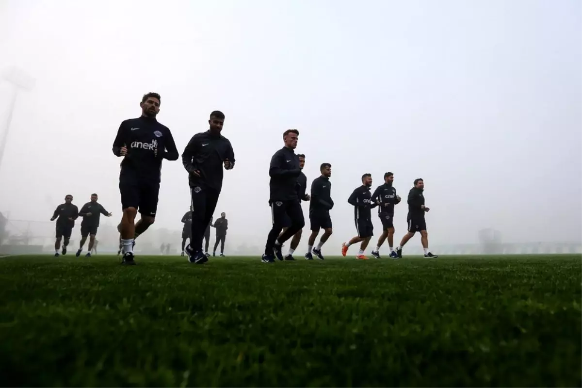 Kasımpaşa'da Gençlerbirliği maçı hazırlıkları başladı