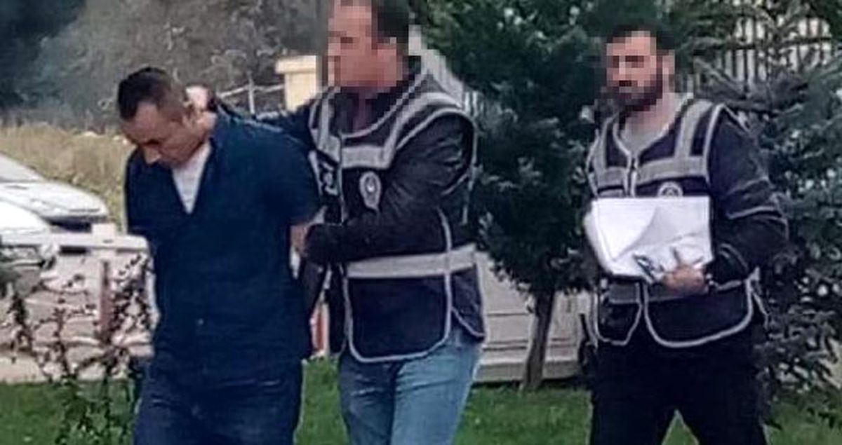 17 yaşındaki kıza çıplak fotoğraflarla şantaj yapan şahıs, polis tarafından yakalandı