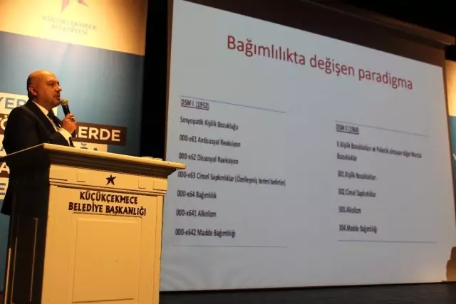 Küçükçekmece'de 'Yerel Yönetimlerde Bağımlılığa Yaklaşım' sempozyumu