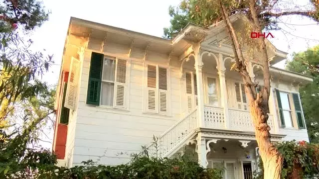 Ölen eski ingiliz istihbarat subayının büyükada'daki evinde sessizlik hakim Ölen eski ingiliz istihbarat subayının büyükada'daki evinde sessizlik hakim