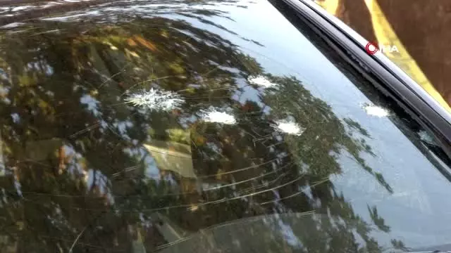 Otomobilinde silahlı saldırıya uğradı, kendi imkanı ile hastaneye gitti Otomobilinde silahlı saldırıya uğradı, kendi imkanı ile hastaneye gitti