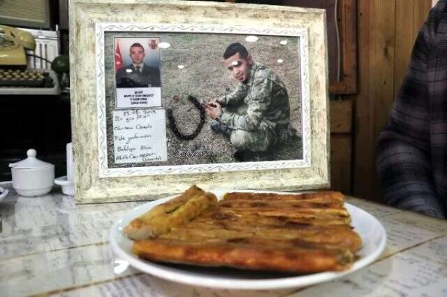 Şehidin 'Cennete pide yollar mısın' notuna pide siparişi yağıyor