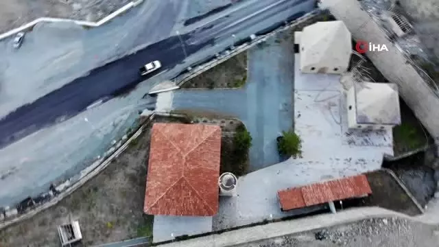 Sular altında kalmasına izin verilmeyen tarihi cami ve türbeler ziyaretçilerini bekliyor Sular altında kalmasına izin verilmeyen tarihi cami ve türbeler ziyaretçilerini bekliyor