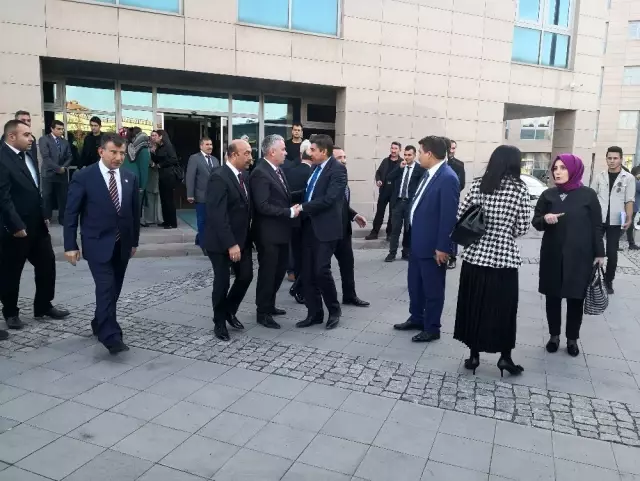 TBMM Heyeti velilerle istişare toplantısı yaptı TBMM Heyeti velilerle istişare toplantısı yaptı