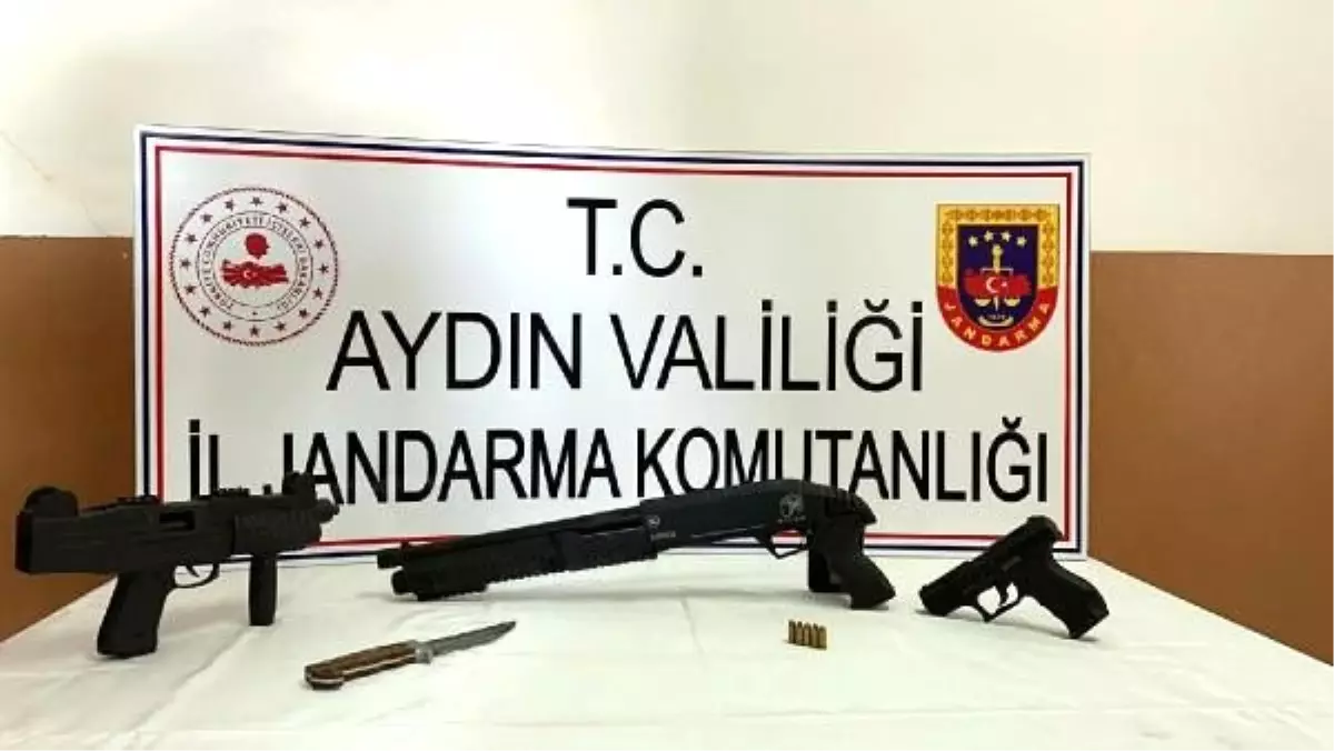 Terör örgütü propagandasına 2 gözaltı